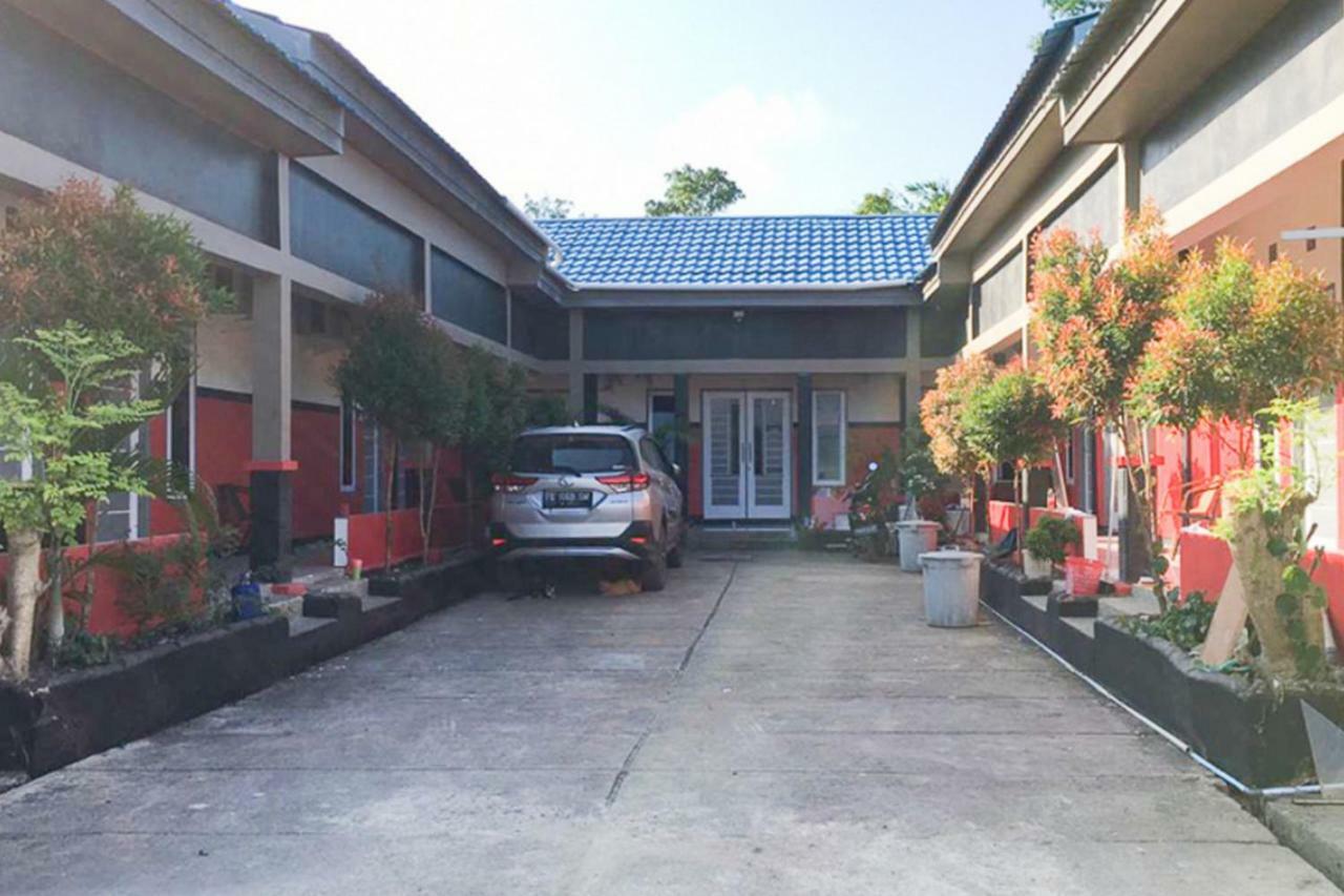 เรดดอร์ซ แอท ซิมปัง ลิมา จูปิเตอร์ Hotel โซรง ภายนอก รูปภาพ